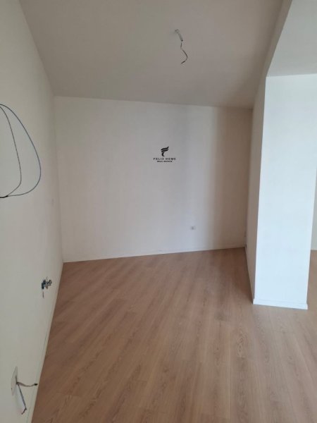 Tirane, shitet apartament 2+1 Kati 5, 103 m² 176.000 € (FUSHA E AVIACIONIT)