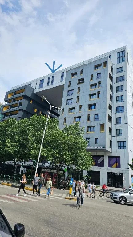 Tirane, jepet me qera garazh | post parkimi Kati -1, 50 m² 500 € (Rruga e Kavajes)