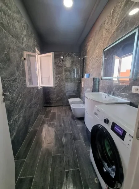 Tirane, shitet apartament 1+1 Kati 8, 69 m² 199.900 € (Myslym Shyri)