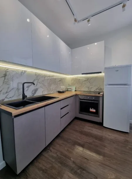 Tirane, shitet apartament 1+1 Kati 8, 69 m² 199.900 € (Myslym Shyri)