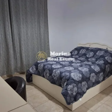 Tirane, jepet me qera shtepi 3+1 Kati 2, 140 m² 500 € (Kinostudio)