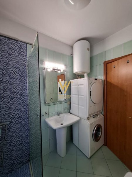 Tirane, jepet me qera apartament 2+1+Ballkon Kati 3, 120 m² 850 € (KOPSHTI ZOOLOGJIK)