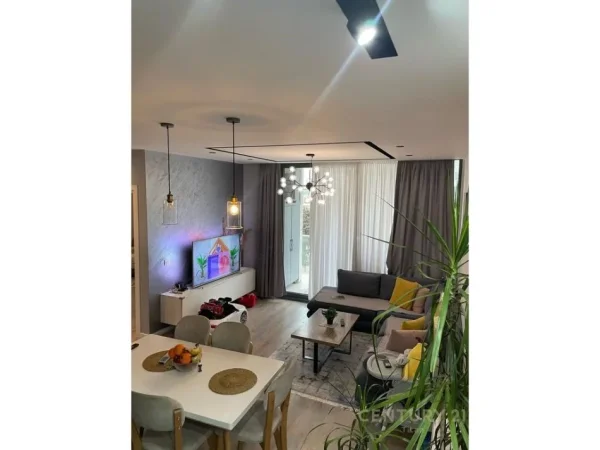 Tirane, shitet apartament 2+1+Aneks+Ballkon Kati 5, 104 m² 260.000 € 