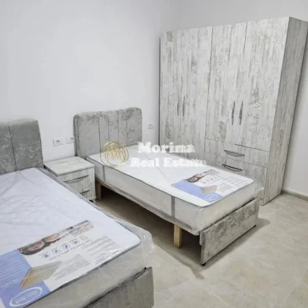 Tirane, jepet me qera apartament 2+1 Kati 1, 115 m² 500 € (Kamez)