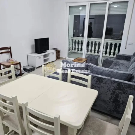 Tirane, jepet me qera apartament 2+1 Kati 1, 115 m² 500 € (Kamez)