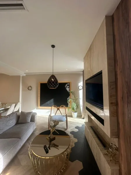 Tirane, shitet apartament 1+1 , 87 m² 430.000 € (Rruga e Elbasanit)