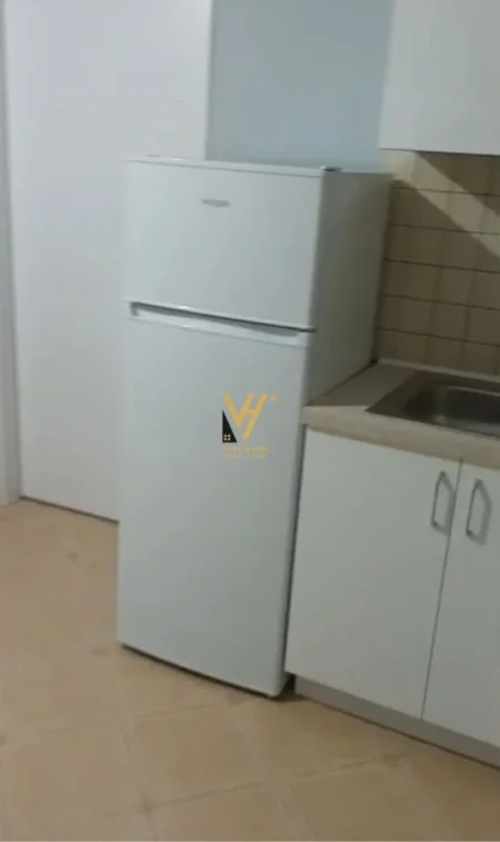 Tirane, jepet me qera apartament 2+1+Ballkon Kati 3, 85 m² 500 € (5 MAJI)