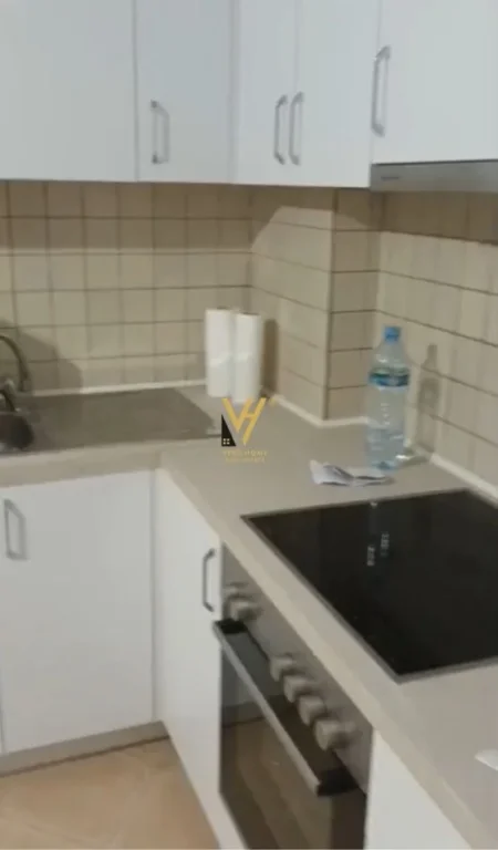 Tirane, jepet me qera apartament 2+1+Ballkon Kati 3, 85 m² 500 € (5 MAJI)