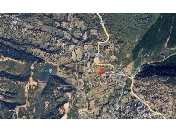 Tirane, shitet toke, 3.500 m² (Surrel)