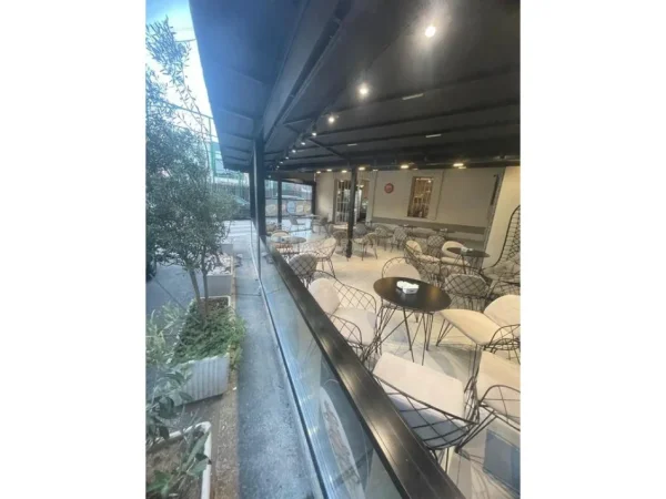 Tirane, shitet lokal Kati 0, 71 m² (Vasil Shanto)