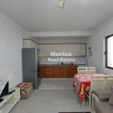 Tirane, jepet me qera shtepi 2+1 Kati 1, 80 m² 450 € (Spitali Amerikan 2)