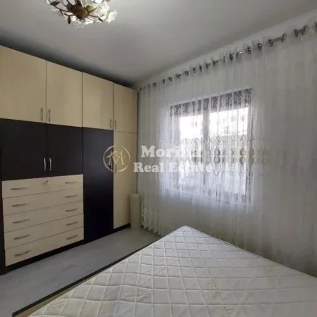 Tirane, jepet me qera shtepi 2+1 Kati 1, 80 m² 450 € (Spitali Amerikan 2)