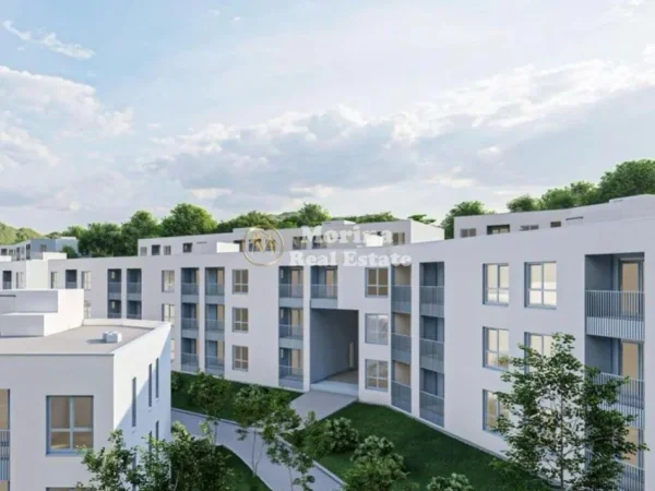 Tirane, shitet apartament 2+1 Kati 2, 113 m² 163.850 € (Fresku)