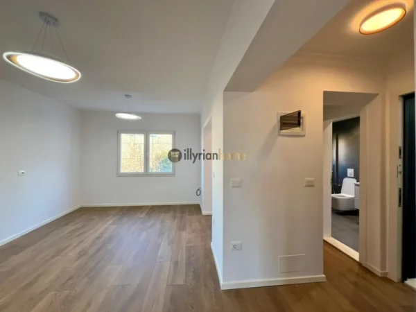 Tirane, shitet apartament 1+1+ballkon, Kati 4, 52 m² 111.700 € (Ali Demi)