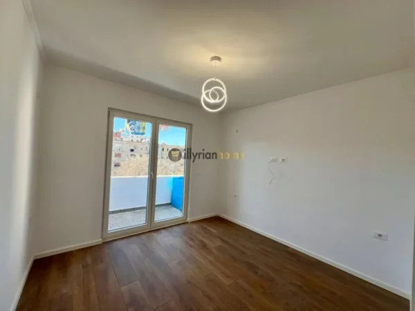 Tirane, shitet apartament 1+1+ballkon, Kati 4, 52 m² 111.700 € (Ali Demi)