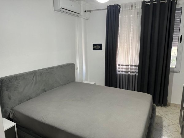 Tirane, jepet me qera apartament 2+1 Kati 3, 100 m² 520 € (Astir)