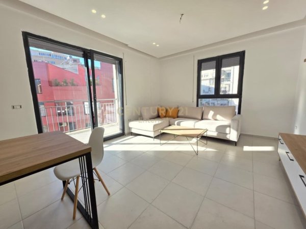 Tirane, shitet apartament 2+1 Kati 5, 105 m² 180.000 € (Kodra e Diellit)