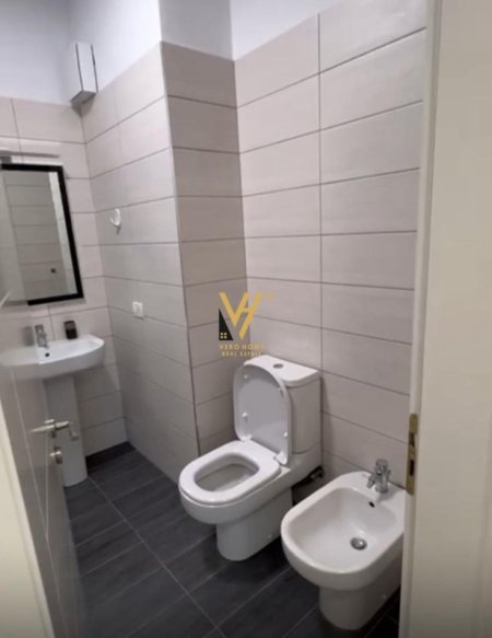 Tirane, shitet apartament 2+1+Ballkon Kati 7, 107 m² 180.000 € (ASTIR)