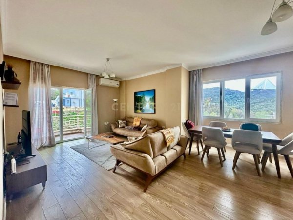 Tirane, shitet apartament 2+1 Kati 3, 110 m² 240.000 € (Liqeni i Thate)