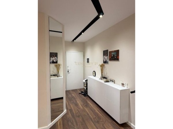 Tirane, shitet apartament 1+1 Kati 3, 97 m² 177.000 € (Kodra e Diellit 2)