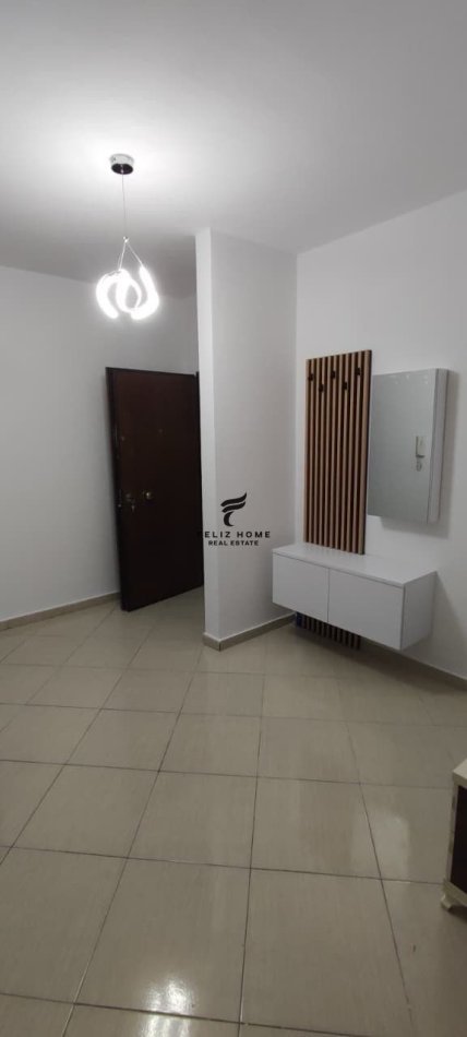 Tirane, jepet me qera apartament 2+1 Kati 4, 94 m² 600 € (DON BOSKO)
