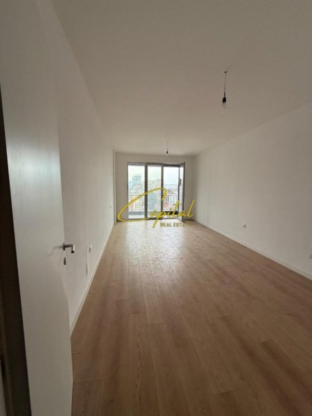 Tirane, jepet me qera zyre Kati 5, 70 m² 590 € (RRUGA E ELBASANIT)