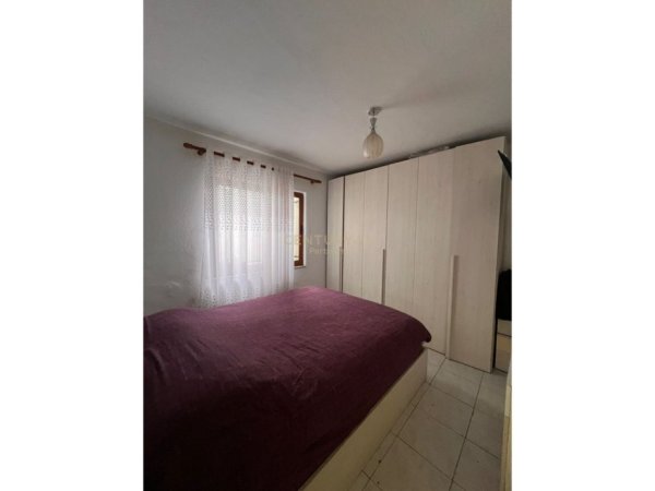 Shqiperi, shitet shtepi 1+1 Kati 1, 96 m² 80.000 € (treshi)