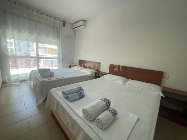 Durres, jepet me qera hotel Kati 9, 3.000 m² 12.000 € (Durres)