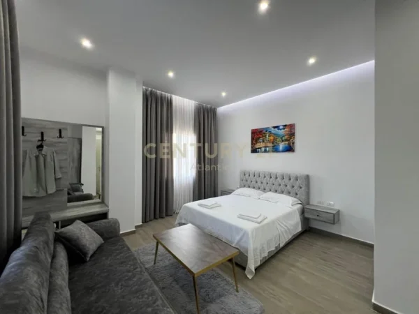 Tirane, jepet me qera hotel Kati 3, 1.800 m² 3.500 € (Durres,Shijak)