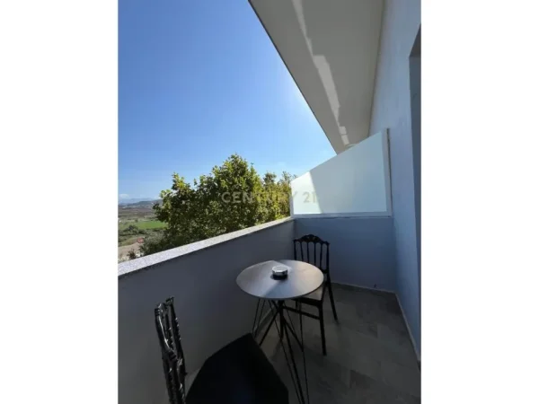 Tirane, jepet me qera hotel Kati 3, 1.800 m² 3.500 € (Durres,Shijak)