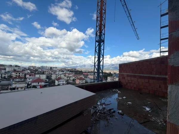 Tirane, shitet apartament+verande | Penthouse 3+1+Ballkon Kati 5, 107 m² 98000 € (Rrethi Ullirit, Kamez)