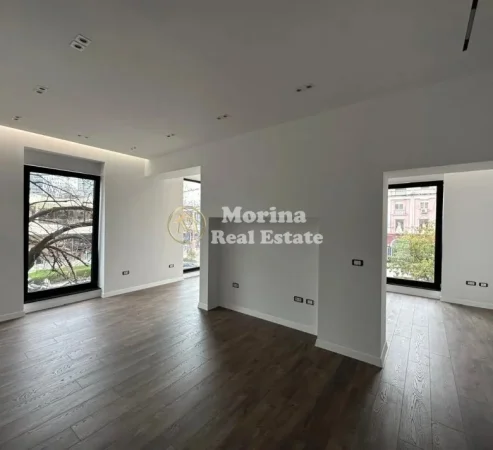 Tirane, jepet me qera ambjent biznesi Kati 1, 76 m² 1.500 € (Myslym Shyri)