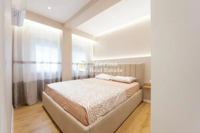 Tirane, jepet me qera apartament 1+1 Kati 4, 48 m² 800 € (Blloku)