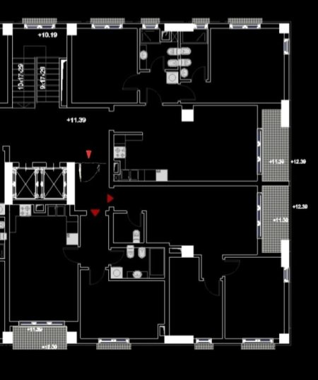 Tirane, jepet me qera zyre +2 poste parkimi Kati 2, 140 m² 1.600 € (21 Dhjetori prane Abi Bank)