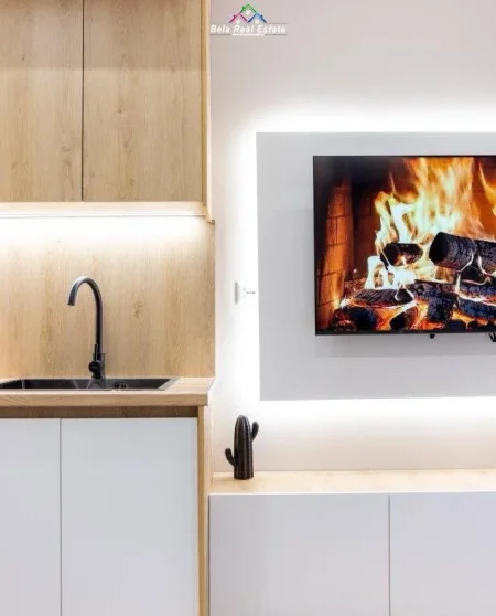 Tirane, jepet me qera apartament 1+1 Kati 4, 48 m² 800 € (Bulevardi Bajram Curri)