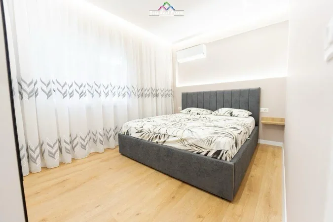 Tirane, jepet me qera apartament 1+1 Kati 4, 48 m² 800 € (Bulevardi Bajram Curri)