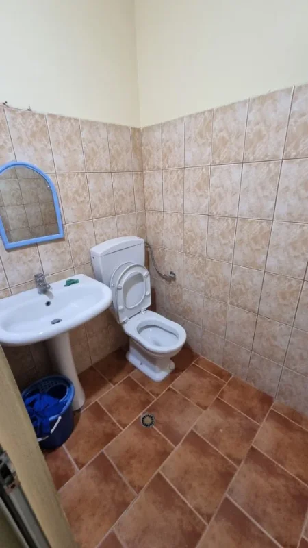 Tirane, jepet me qera garsonier , 250 € 