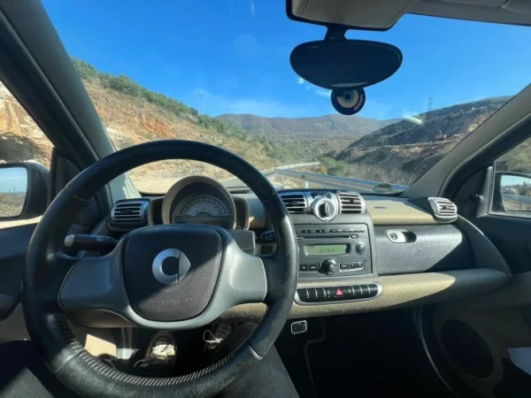 Tirane, shes makine Smart automat nafte 0.8 cdi Nafte, blu automatik Kondicioner 180.000 km 3.600 €