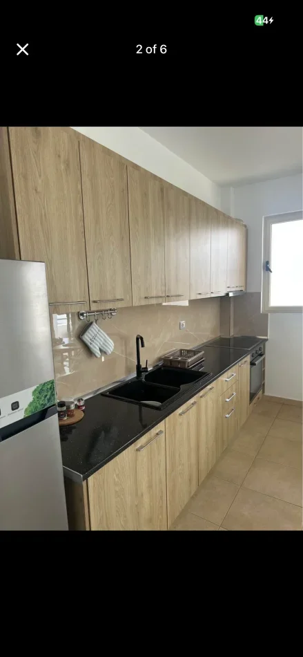 Vlore, jepet me qera 1+1+Ballkon Kati 9, 320 € 