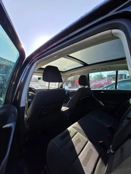Tirane, shes SUV Vw tiguan 2.0 tdi 2009 full panorama Nafte, e zeze manuale Kondicioner 349.000 km 4.950 €