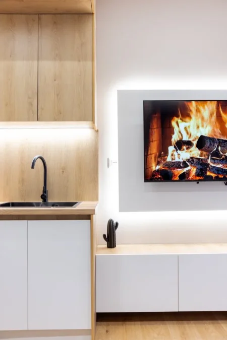 Tirane, jepet me qera apartament 1+1+Ballkon Kati 4, 48 m² 800 € 