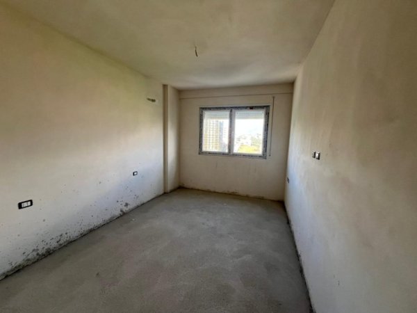 Tirane, shitet apartament 2+1+Ballkon Kati 7, 98 m² 117.000 € (Paskuqan)