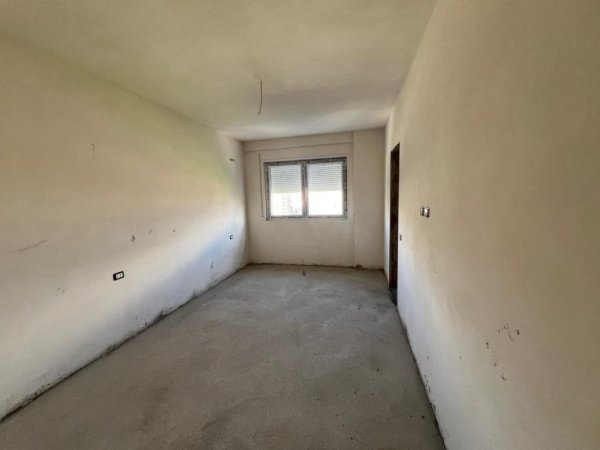 Tirane, shitet apartament 2+1+Ballkon Kati 7, 98 m² 117.000 € (Paskuqan)