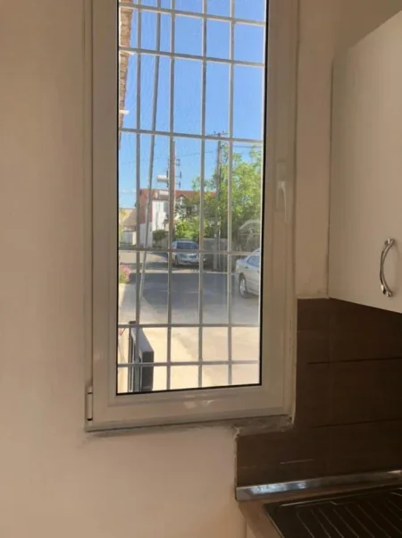 Tirane, Liste me oferta 1 Katshe Kati 1, 50.000 € 