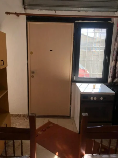 Tirane, Liste me oferta 1 Katshe Kati 1, 50.000 € 