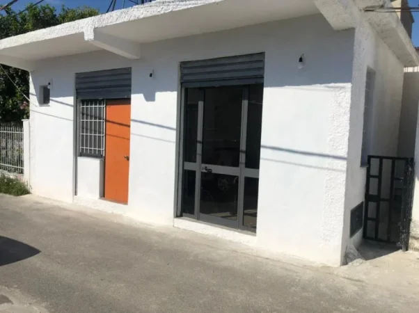 Tirane, Liste me oferta 1 Katshe Kati 1, 50.000 € 