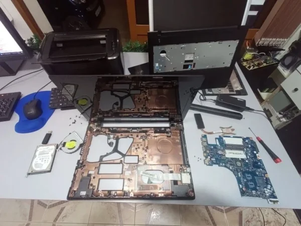 SERVIS KOMPJUTERASH – COMPUTER ZONE