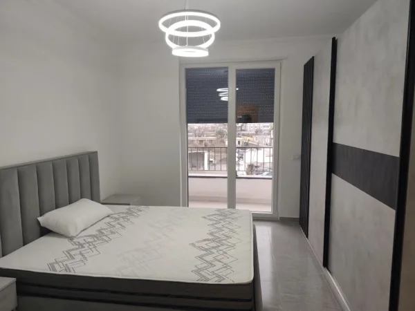 Shkoder, shitet apartament 2+1+Ballkon Kati 2, 160.000 € 