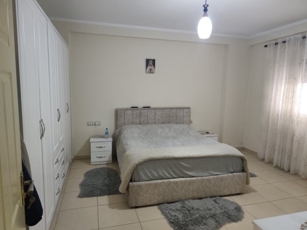 Shkoder, shitet apartament 1+1+Ballkon Kati 3, 120.000 € 