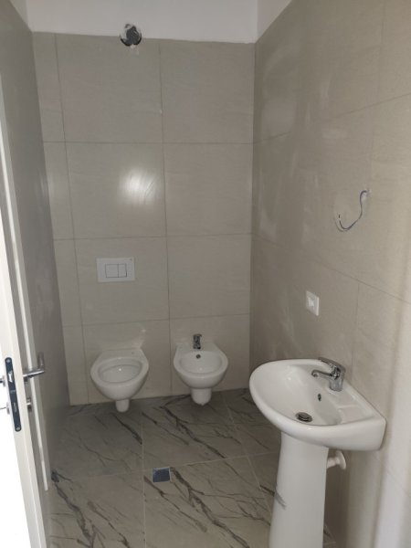 Shkoder, shitet apartament 3+1+Ballkon Kati 6, 1.354 m² 